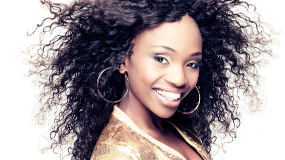 Stella Mwangi singt für Norwegen beim ESC 2011. © Fredrik Arff/NRK 