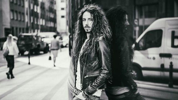 Der polnische ESC-Teilnehmer Michał Szpak © Sony Music Poland/Zija & Jacek Pioro 