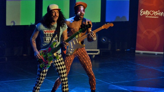 Die Twin Twins aus Frankreich spielen bei Eurovision in Concert in Amsterdam © NDR Foto: Patricia Batlle