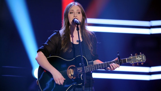 Tina Sander bei der zweiten Show von "Unser Star von Baku" am 19.01.2012 in Köln © ARD/ProSieben Foto: Willi Weber