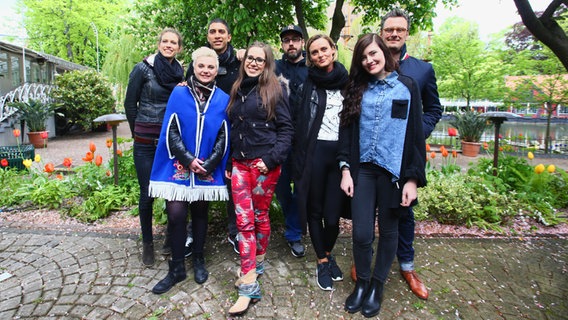 Elaiza und die deutsche Jury im Tivoli © NDR Foto: Rolf Klatt