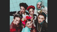Die sechsköpfige Frauenband Vesna, Tschechiens ESC-Teilnehmerinnen 2023 © Vesna/Instagram @vesna__music 