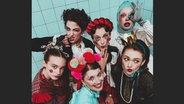 Die sechsköpfige Frauenband Vesna, Tschechiens ESC-Teilnehmerinnen 2023 © Vesna/Instagram @vesna__music 