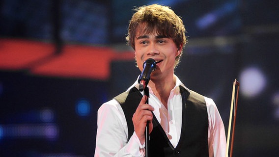 Alexander Rybak für Norwegen im zweiten Halbfinale des ESC 2009  Foto: Alain Douit