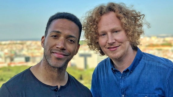 Cesár Sampson, ESC-Kandidat aus Österreich, und Michael Schulte  