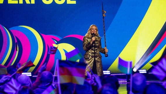 Barbara Schöneberger ouvre le tour préliminaire ESC 2023. © picture alliance/dpa |  Rolf Vennenbernd 