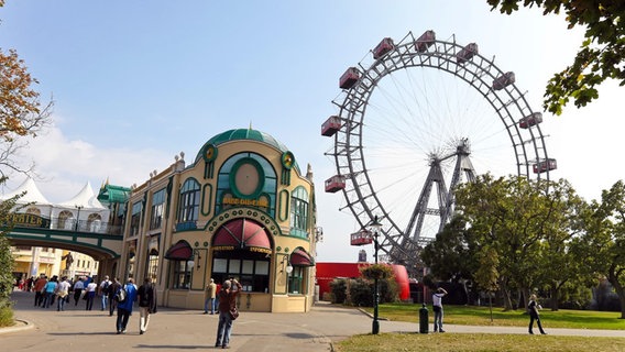 Das Riesenrad im Wiener Prater. © Picture-Alliance / Chromorange 